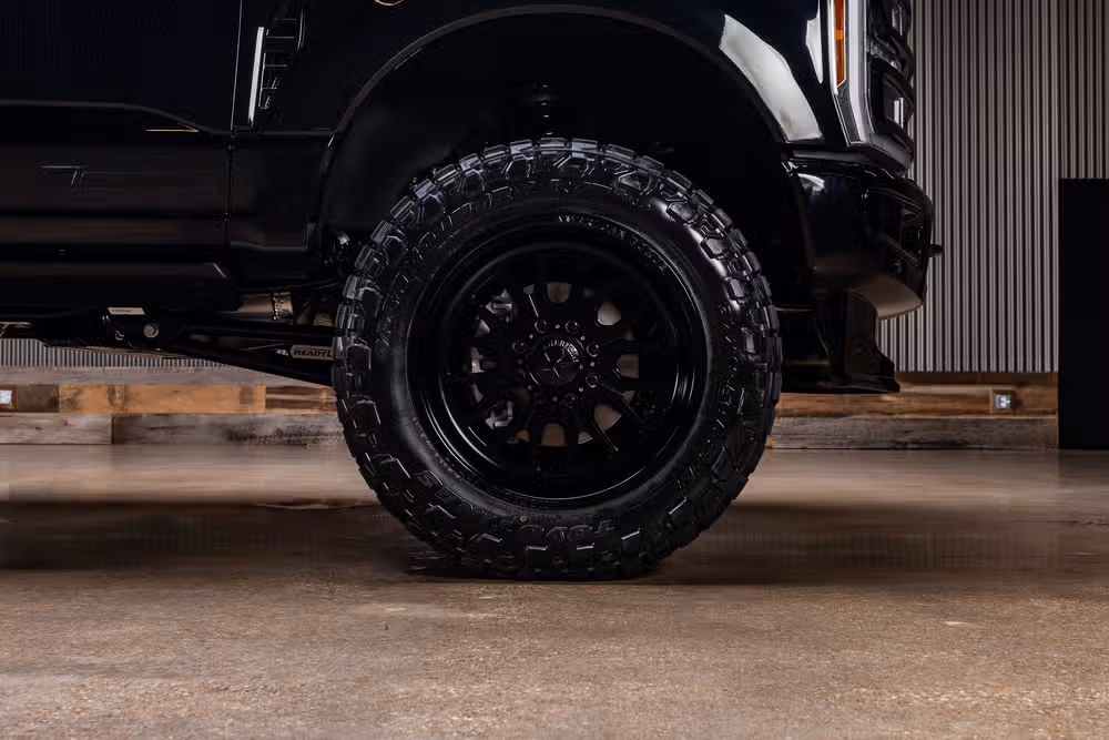 2026 Ford F-250 Super Duty Platinum Plus Crew Cab Image 12