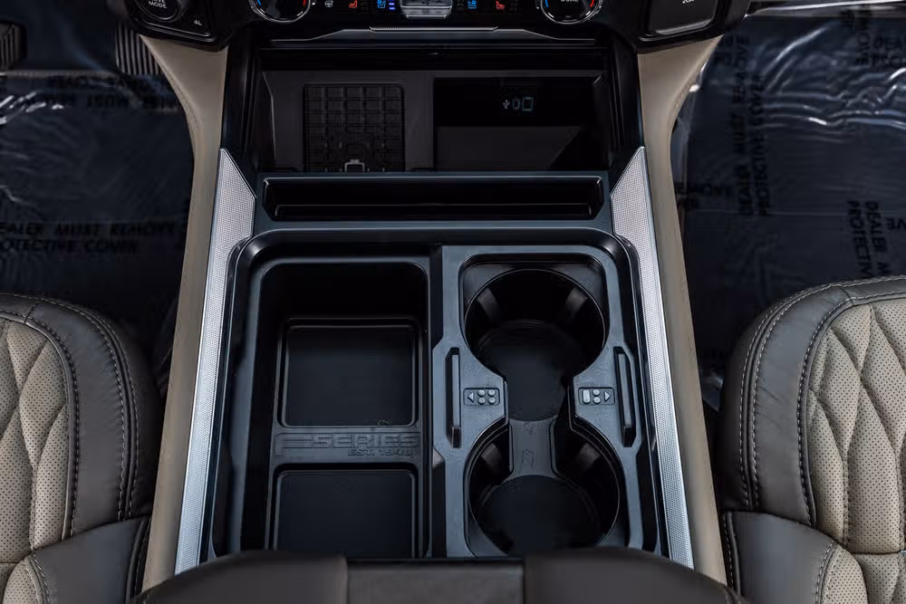 2026 Ford F-250 Super Duty Platinum Plus Crew Cab Image 29