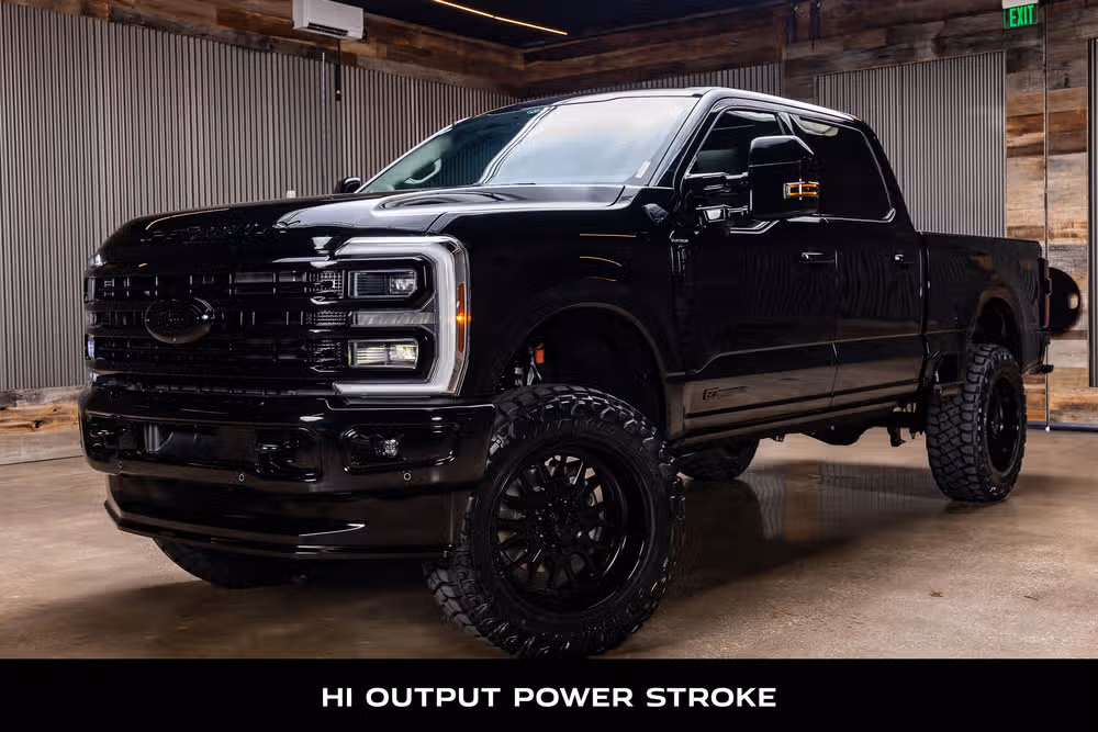 2026 Ford F-250 Super Duty Platinum Plus Crew Cab Image 5