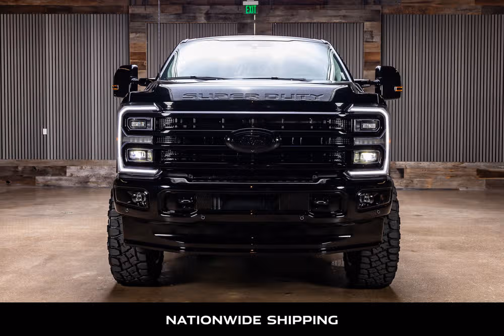2026 Ford F-250 Super Duty Platinum Plus Crew Cab Image 4