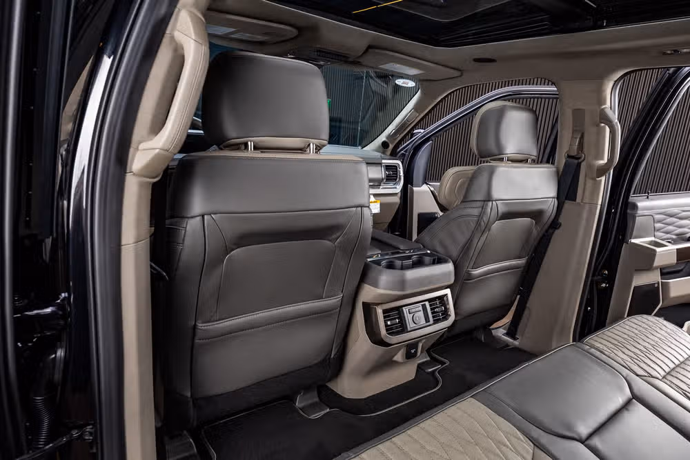 2026 Ford F-250 Super Duty Platinum Plus Crew Cab Image 36