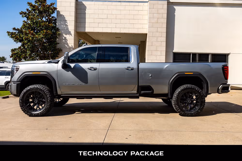 2024 GMC Sierra 3500HD Denali Ultimate Crew Cab Image 6