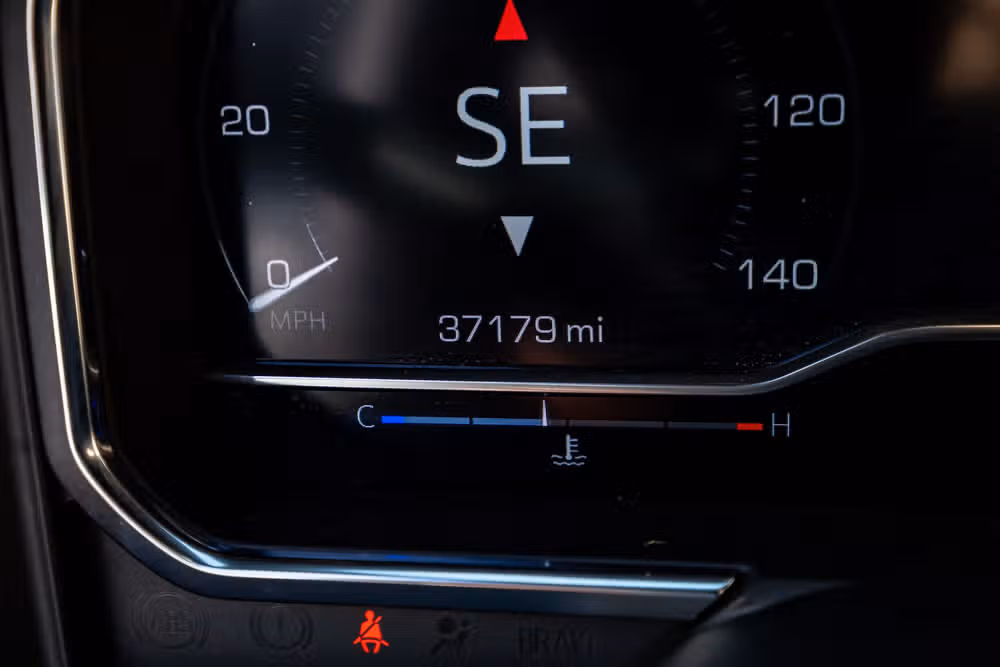 2024 GMC Sierra 3500HD Denali Ultimate Crew Cab Image 21
