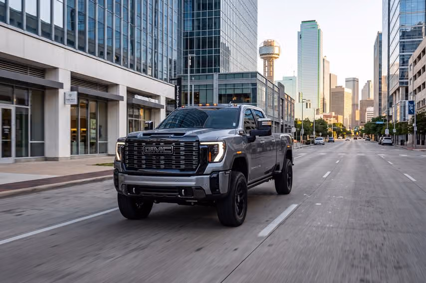 2024 GMC Sierra 3500HD Denali Ultimate Crew Cab Image 44