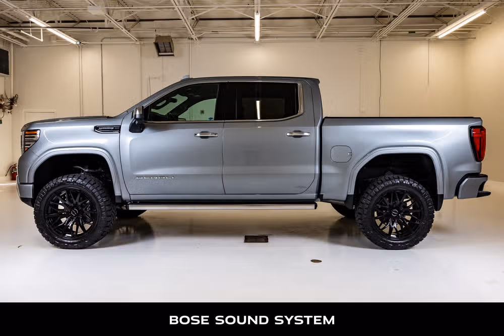 2025 GMC Sierra 1500 Denali Ultimate Crew Cab Image 6