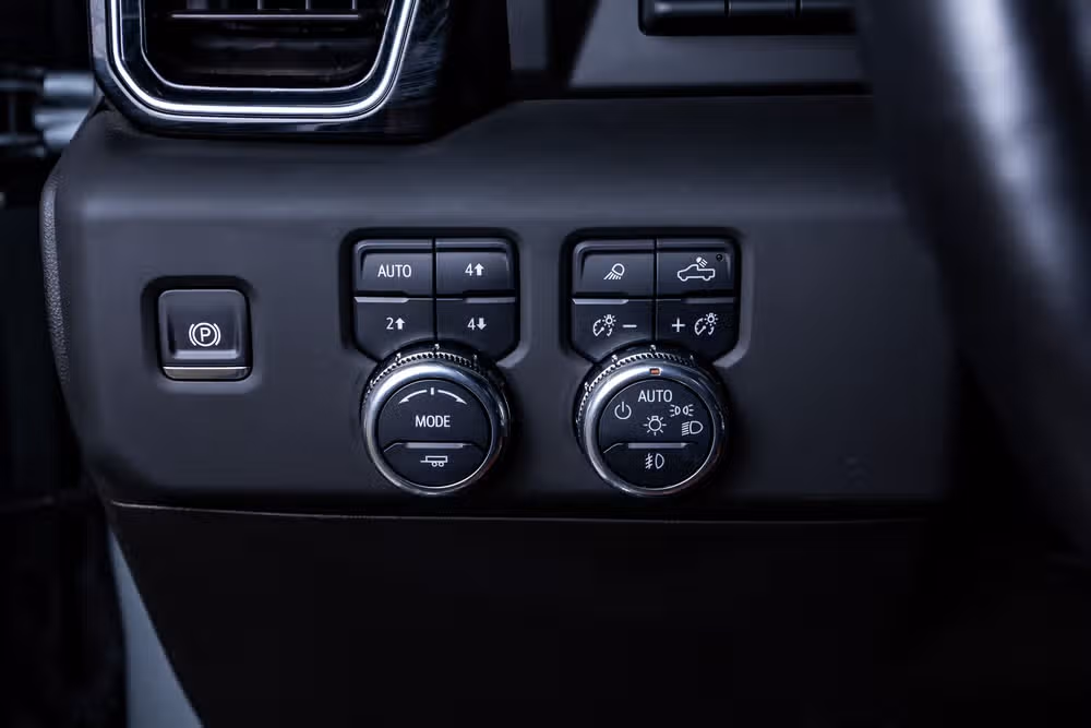 2025 GMC Sierra 1500 Denali Ultimate Crew Cab Image 22