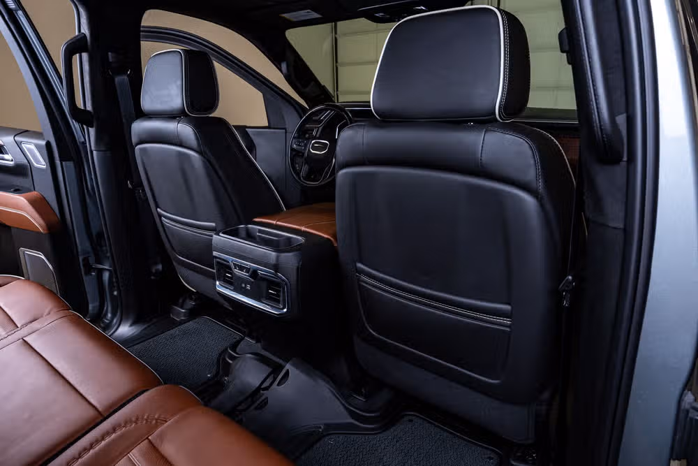 2025 GMC Sierra 1500 Denali Ultimate Crew Cab Image 33