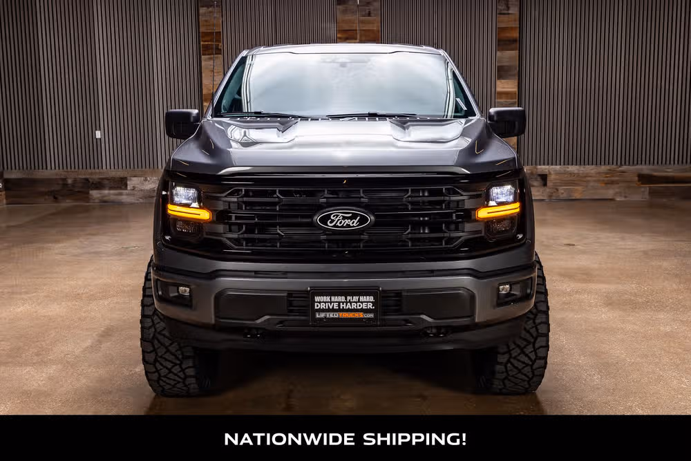 2026 Ford F-150 XLT SuperCrew Image 4