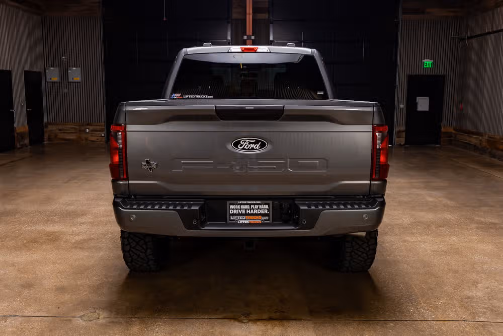 2026 Ford F-150 XLT SuperCrew Image 8
