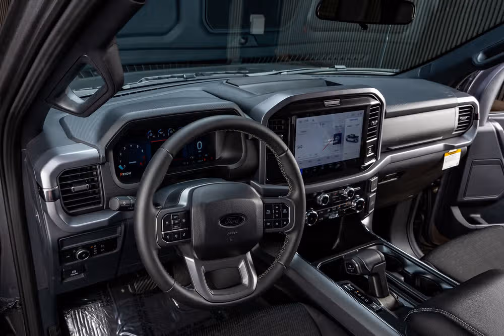 2026 Ford F-150 XLT SuperCrew Image 17