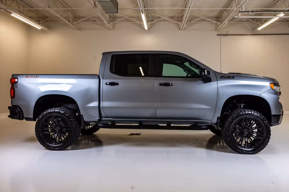 2024 Chevrolet Silverado 1500 LT Trail Boss Crew Cab Image 11