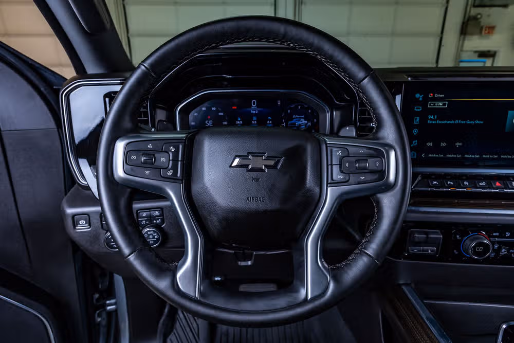 2024 Chevrolet Silverado 1500 LT Trail Boss Crew Cab Image 19