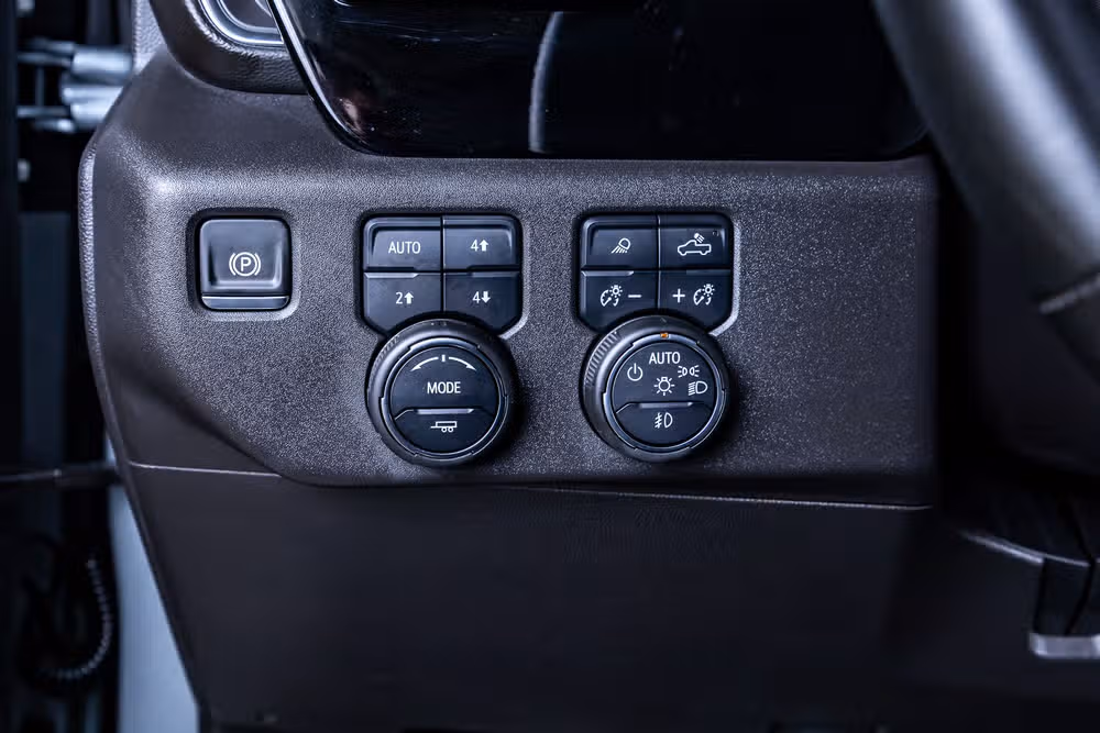 2024 Chevrolet Silverado 1500 LT Trail Boss Crew Cab Image 22