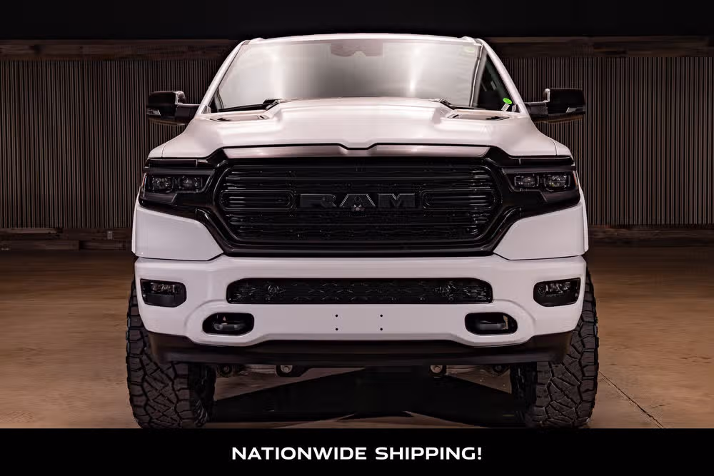 2024 Ram 1500 Limited Crew Cab Image 4