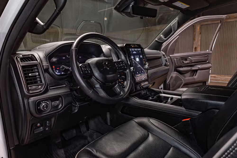2024 Ram 1500 Limited Crew Cab Image 13