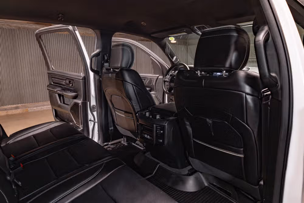 2024 Ram 1500 Limited Crew Cab Image 25