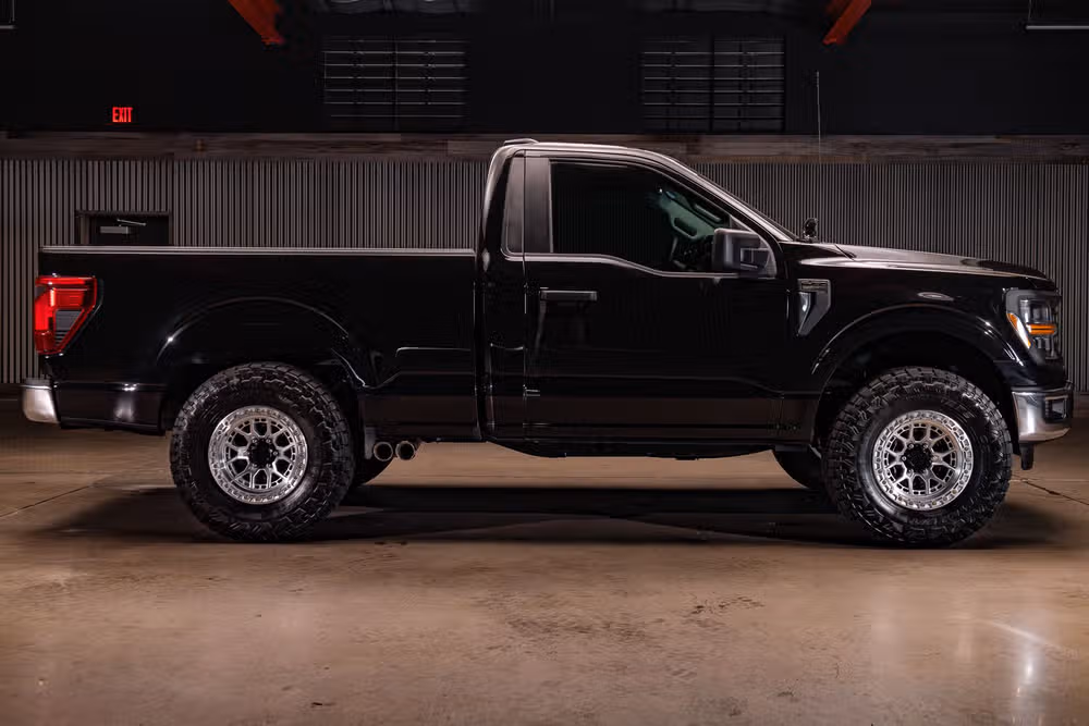 2025 Ford F-150 XL Regular Cab Image 10