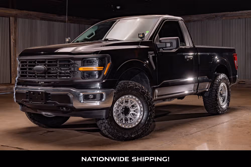 2025 Ford F-150 XL Regular Cab Image 4