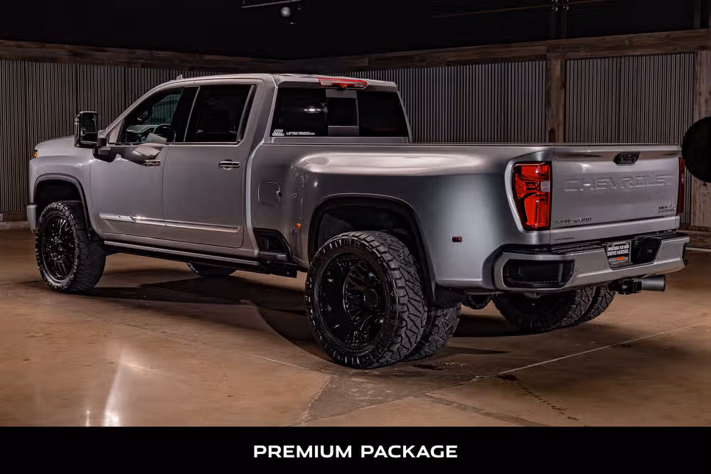 2025 Chevrolet Silverado 3500HD High Country Crew Cab Image 7