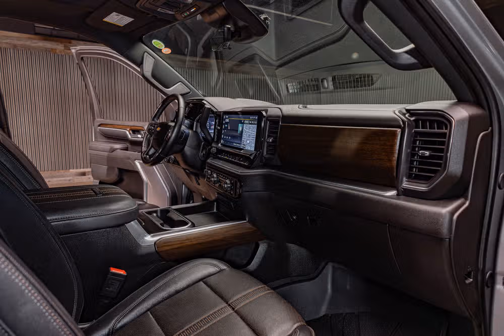 2025 Chevrolet Silverado 3500HD High Country Crew Cab Image 19