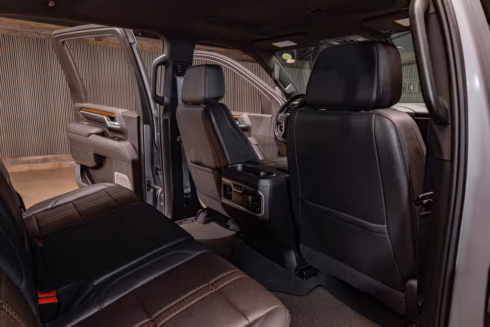 2025 Chevrolet Silverado 3500HD High Country Crew Cab Image 29