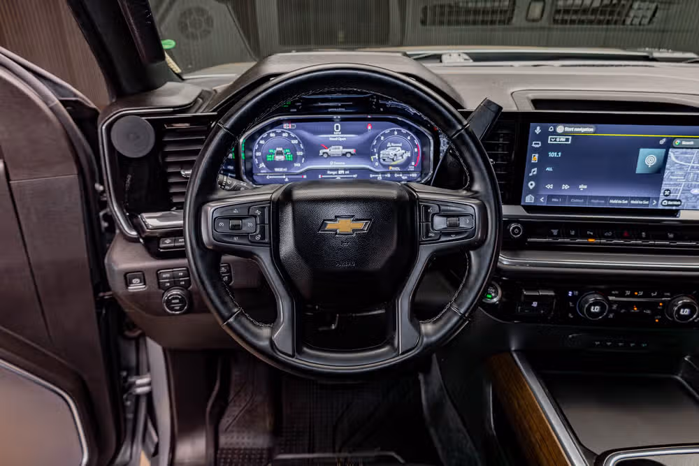 2025 Chevrolet Silverado 3500HD High Country Crew Cab Image 18