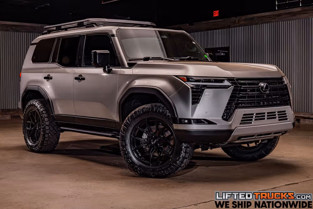 2024 Lexus GX 550 Overtrail+ Image 1