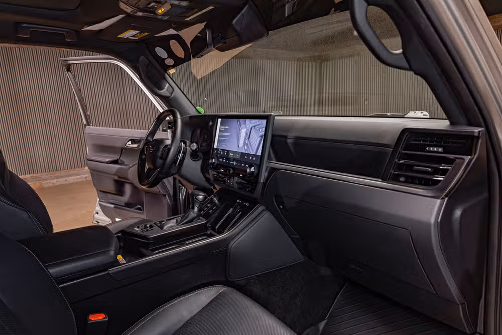 2024 Lexus GX 550 Overtrail+ Image 16