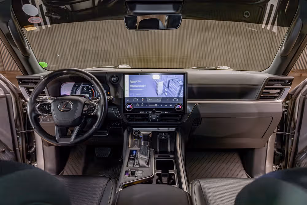 2024 Lexus GX 550 Overtrail+ Image 14