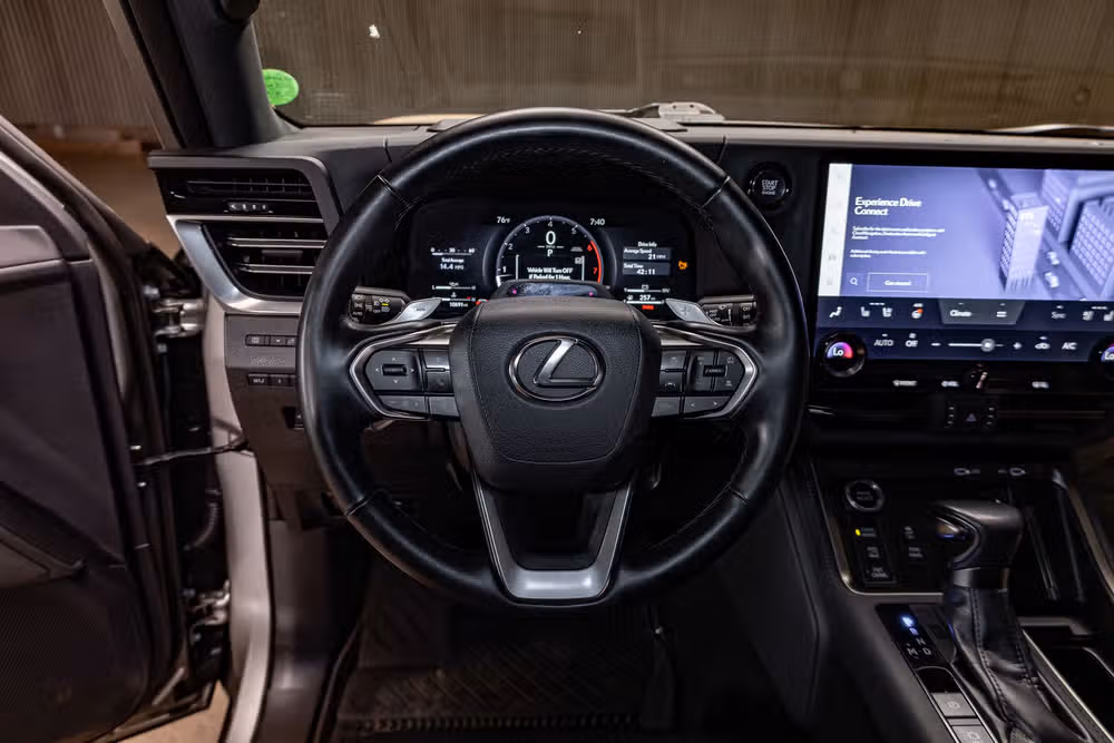 2024 Lexus GX 550 Overtrail+ Image 15