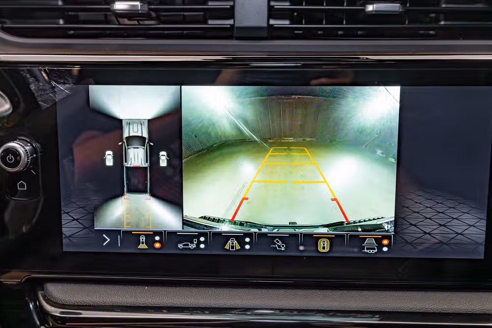 2026 GMC Sierra 2500HD AT4 Crew Cab Image 22