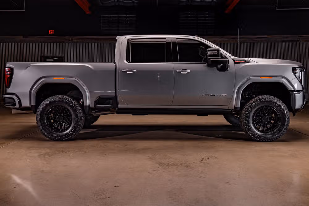 2026 GMC Sierra 2500HD AT4 Crew Cab Image 11