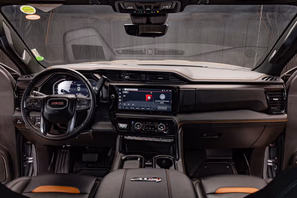 2026 GMC Sierra 2500HD AT4 Crew Cab Image 18