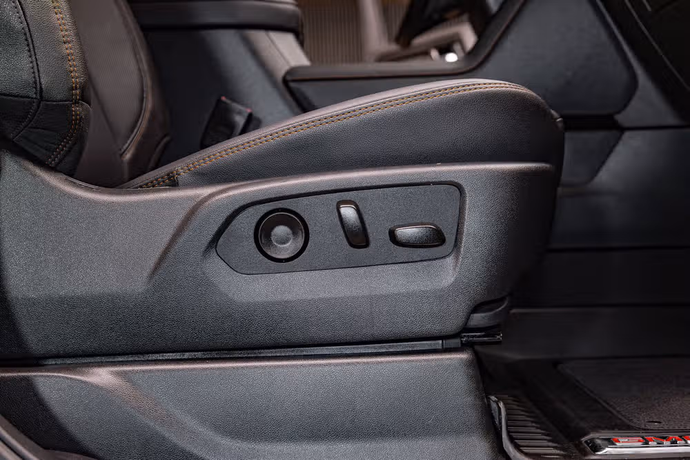 2026 GMC Sierra 2500HD AT4 Crew Cab Image 30