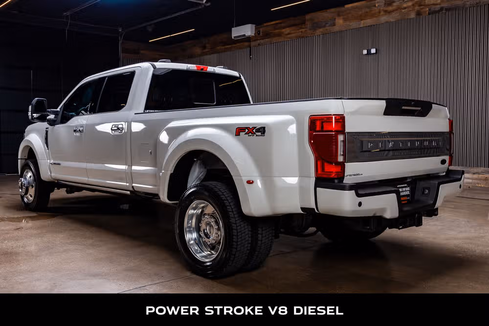 2022 Ford F-450 Super Duty Platinum Crew Cab Image 6