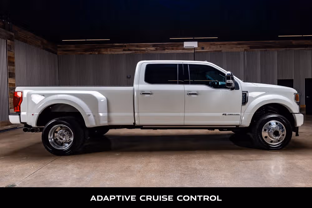 2022 Ford F-450 Super Duty Platinum Crew Cab Image 10