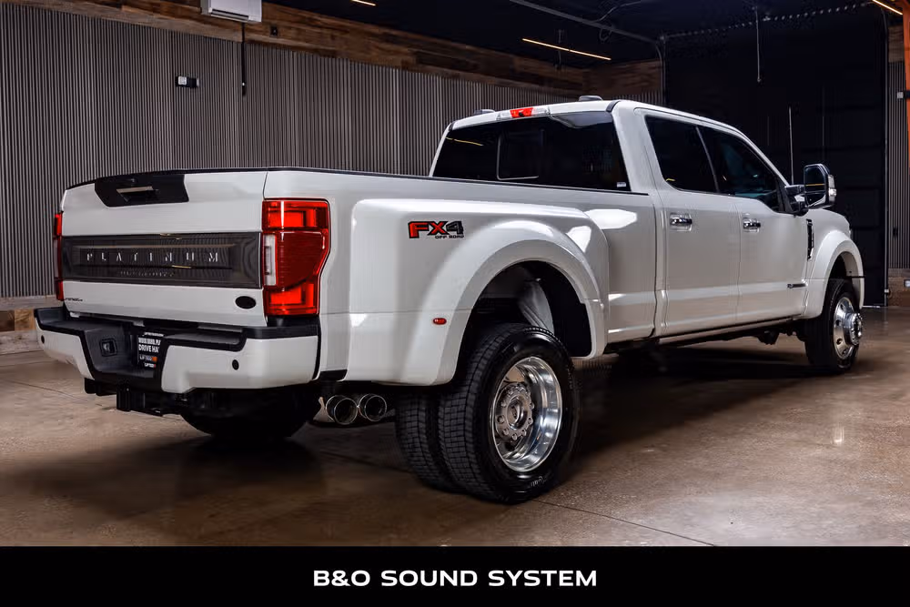 2022 Ford F-450 Super Duty Platinum Crew Cab Image 9