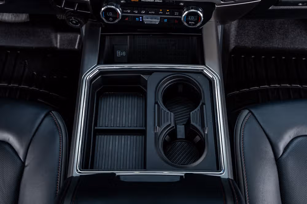 2022 Ford F-450 Super Duty Platinum Crew Cab Image 28