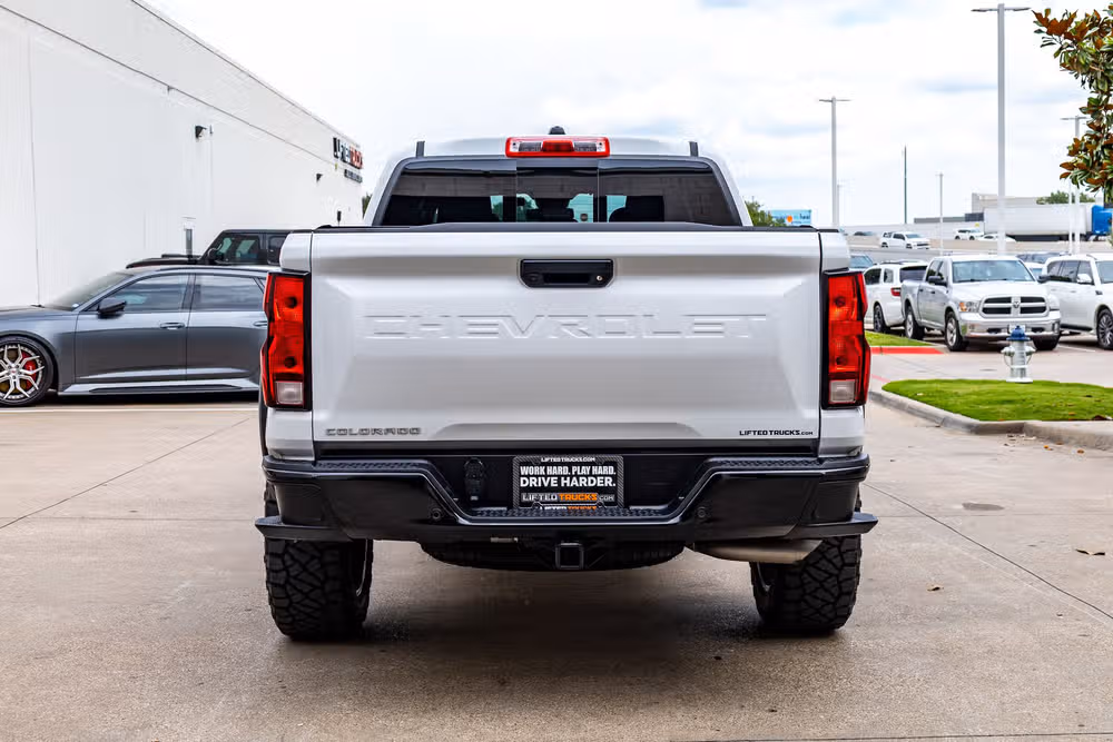 2025 Chevrolet Colorado Trail Boss Crew Cab Image 8