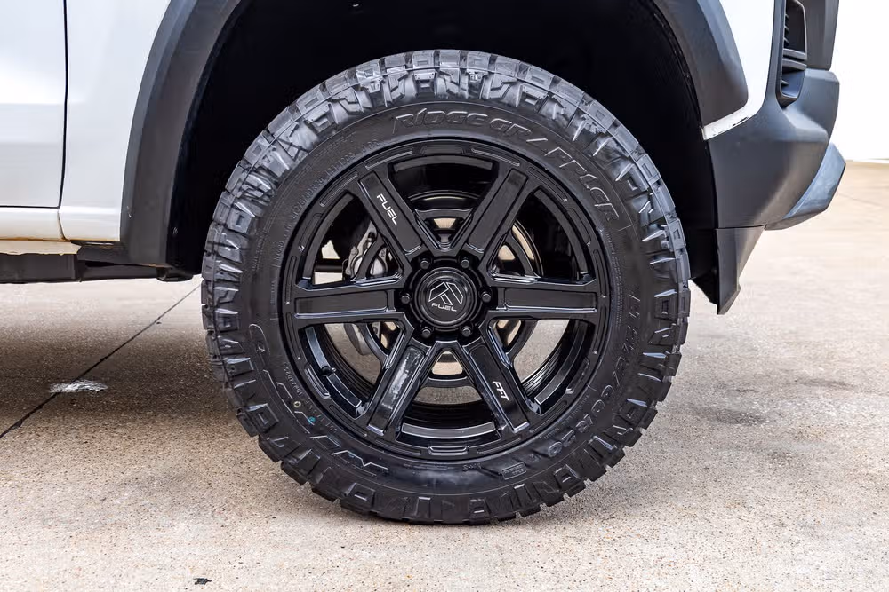 2025 Chevrolet Colorado Trail Boss Crew Cab Image 12