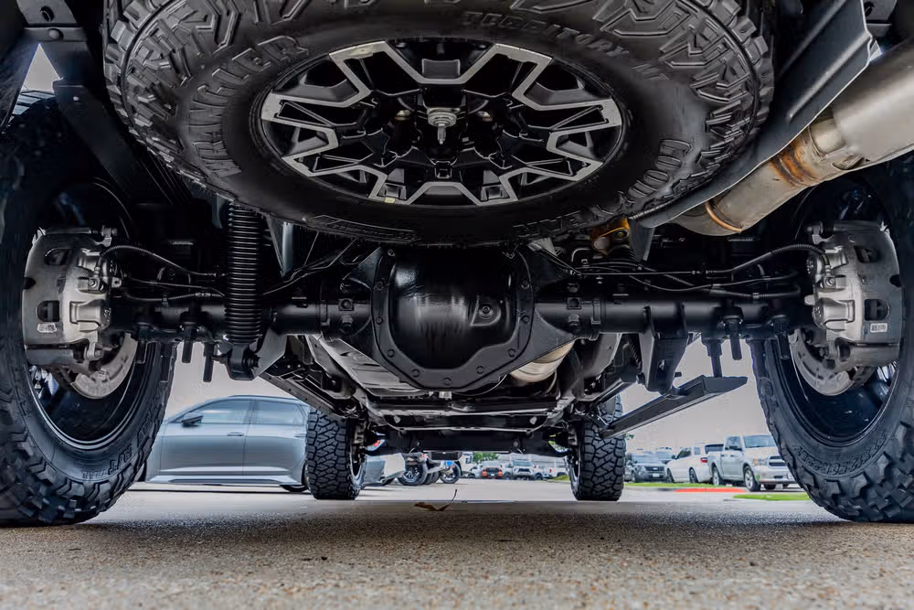 2025 GMC Sierra 2500HD AT4X Crew Cab Image 16