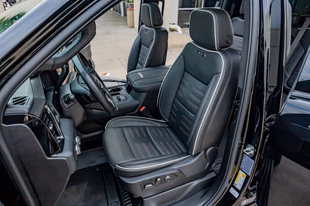 2025 GMC Sierra 2500HD AT4X Crew Cab Image 30