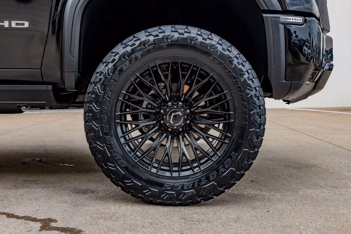 2025 GMC Sierra 2500HD AT4X Crew Cab