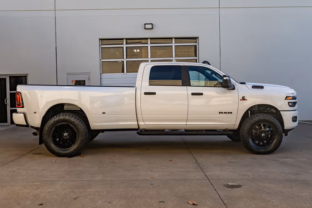 2025 Ram 3500 Big Horn Crew Cab Image 11