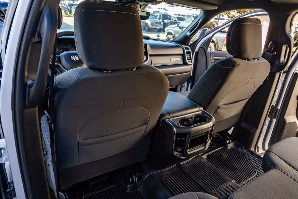 2025 Ram 3500 Big Horn Crew Cab Image 34