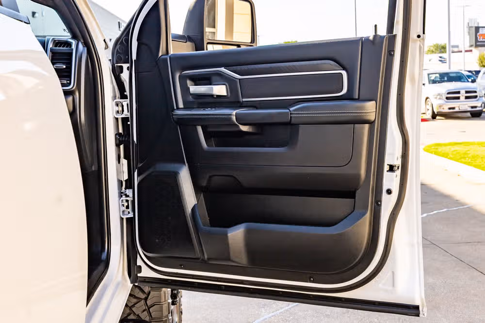 2025 Ram 3500 Big Horn Crew Cab Image 37