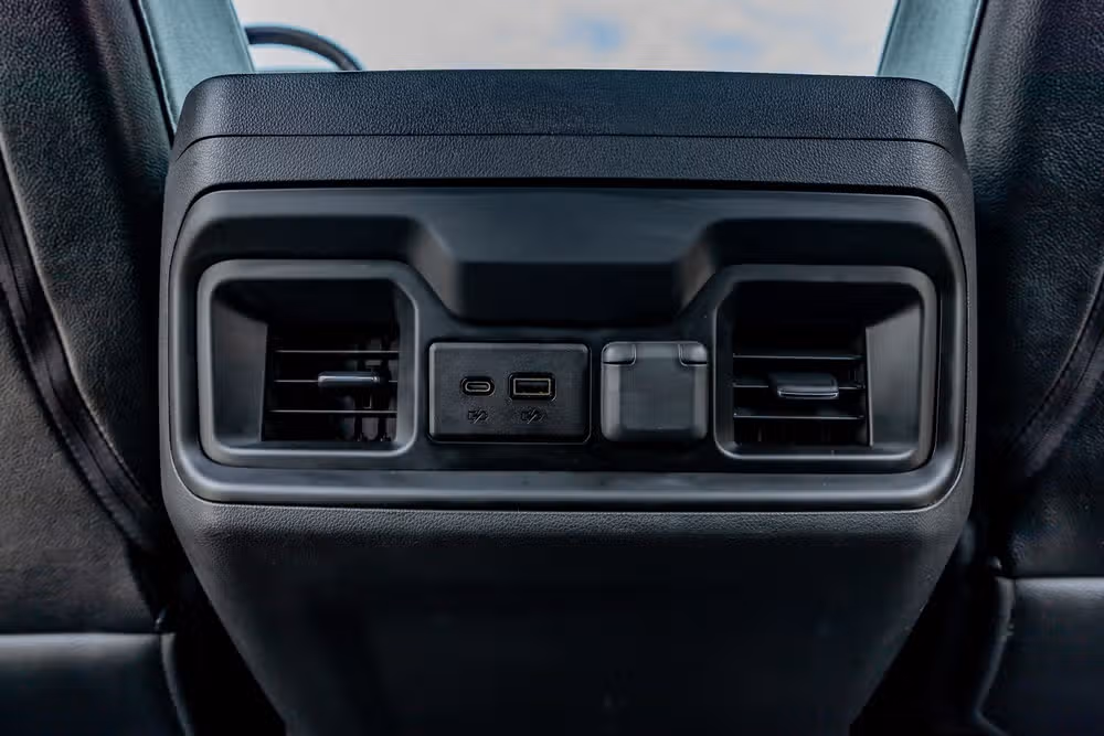 2019 Chevrolet Silverado 1500 RST Crew Cab Image 32
