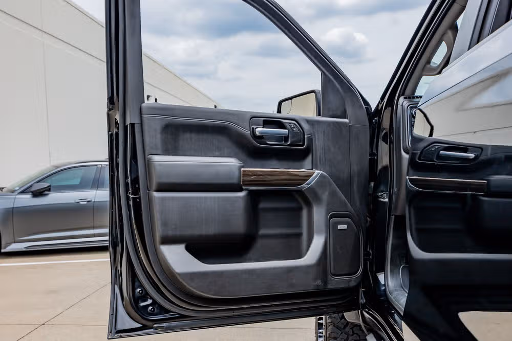 2019 Chevrolet Silverado 1500 RST Crew Cab Image 35