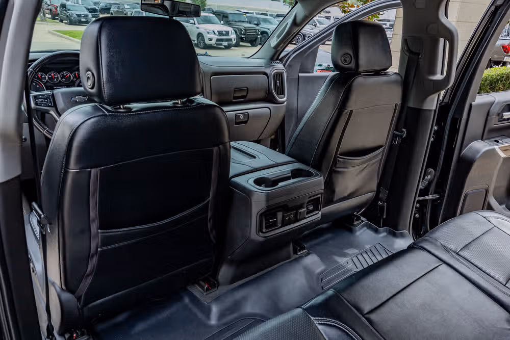2019 Chevrolet Silverado 1500 RST Crew Cab Image 33