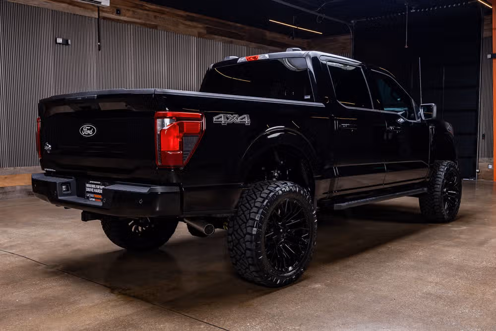 2026 Ford F-150 XLT SuperCrew Image 10